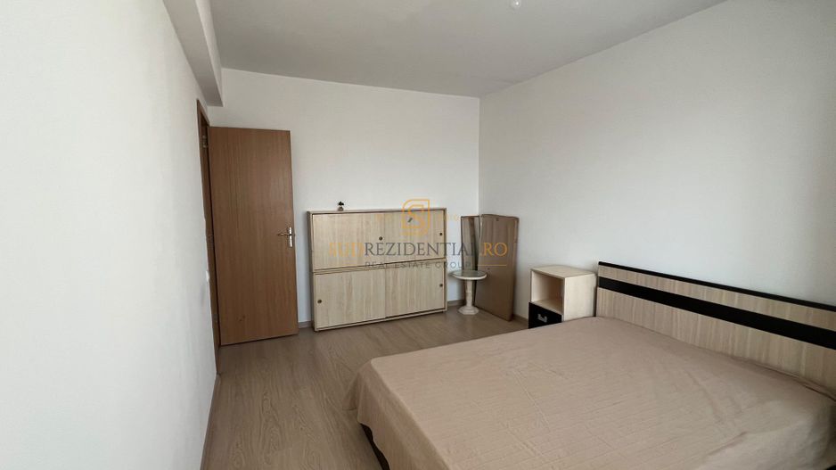 Apartament 3 camere, terasa generoasa, acces metrou Aparatorii Patriei - Poză 4