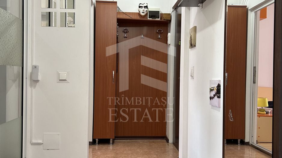 Apartament cu 3 camere Piata CET mobilat utilat modern - super pret - Poză 9