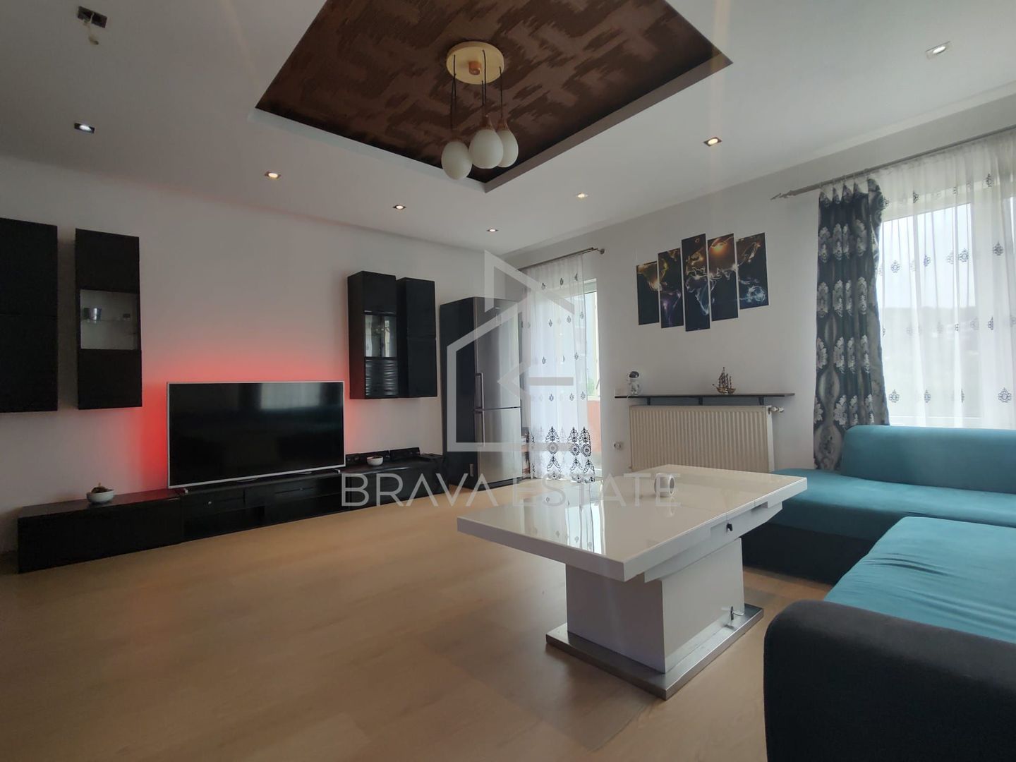 Apartament 3 camere, 63mp, mobilat,parcare,balcon 7mp, zona Stejarului - Poză 2