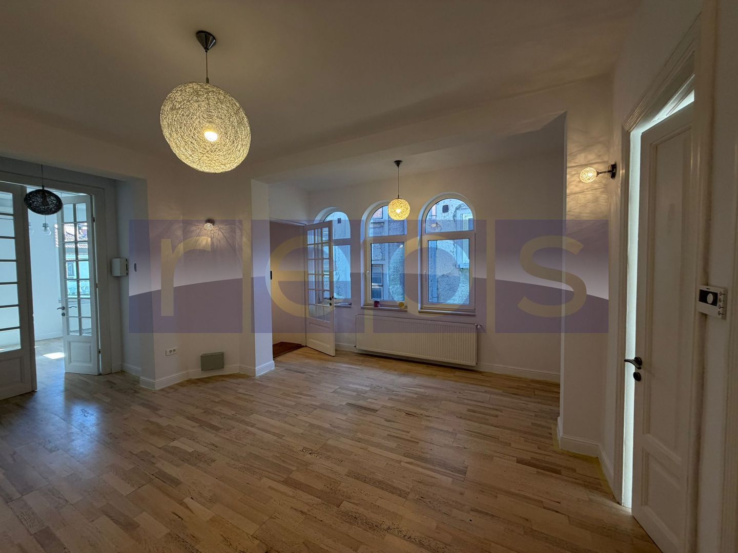 INCHIRIERE VILA INTERBELICA | CAPITALE | 360 MP | NOU RENOVATA | LUX - Poză 1