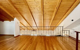 Penthouse pe doua niveluri situat in Piata Unirii - Poză 6