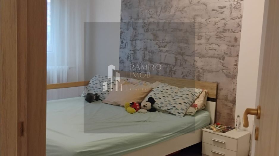 3 Camere -  Bd. Brâncoveanu / Turnu Măgurele - xy - Poză 1