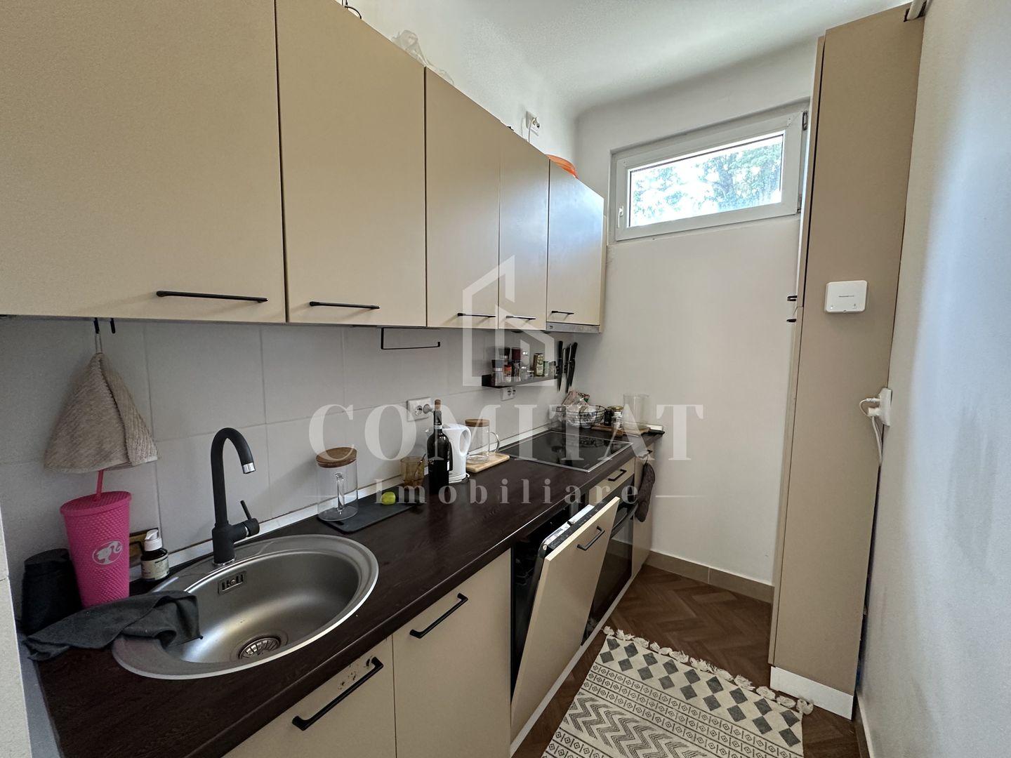 Apartament cu 2 camere | Parcare | Zona Hotel Courtyard | Ultracentral - Poză 4