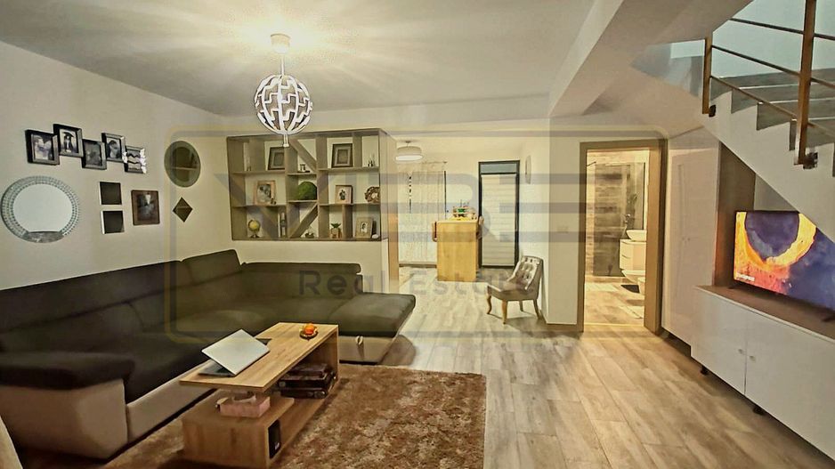 Duplex-4 camere - Mobilat Modern-Valea Adanca-``5 Drumuri`` - Poză 4