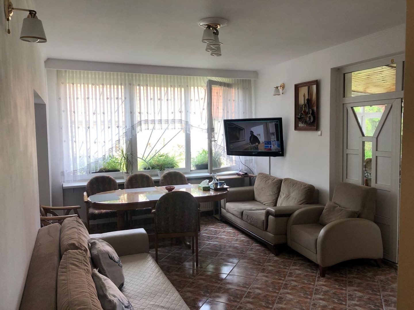 BRASADAS vinde casa cu 7 camere si teren 1100mp in zona Burdea. - Poză 1