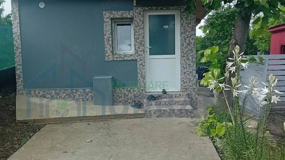 Casă tradițională de vânzare în Vorovești, Miroslava – 3 camere, 55 mp, teren 975 mp - Poză 1