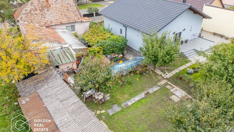 Casa si teren de 1233 mp, Gai, ideal pentru renovare sau constructie noua - Poză 22