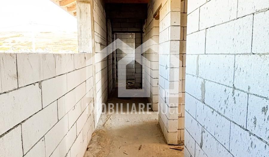 Casa individuala 4 camere, 100mp, Teren 400mp, Campenesti - Poză 9