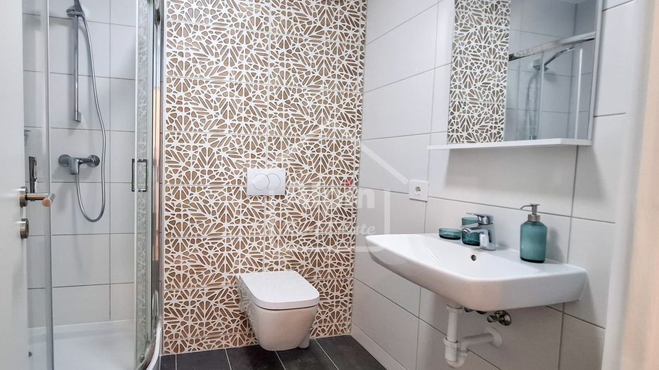 Proprietate Deosebita In Vila - Poză 23