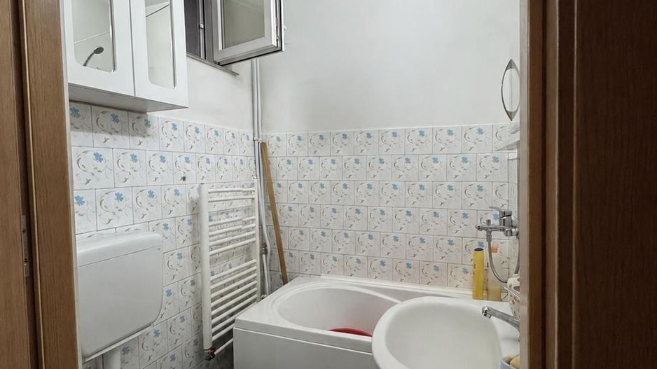 Apartament 2 camere etaj 1 Velenta - Poză 4