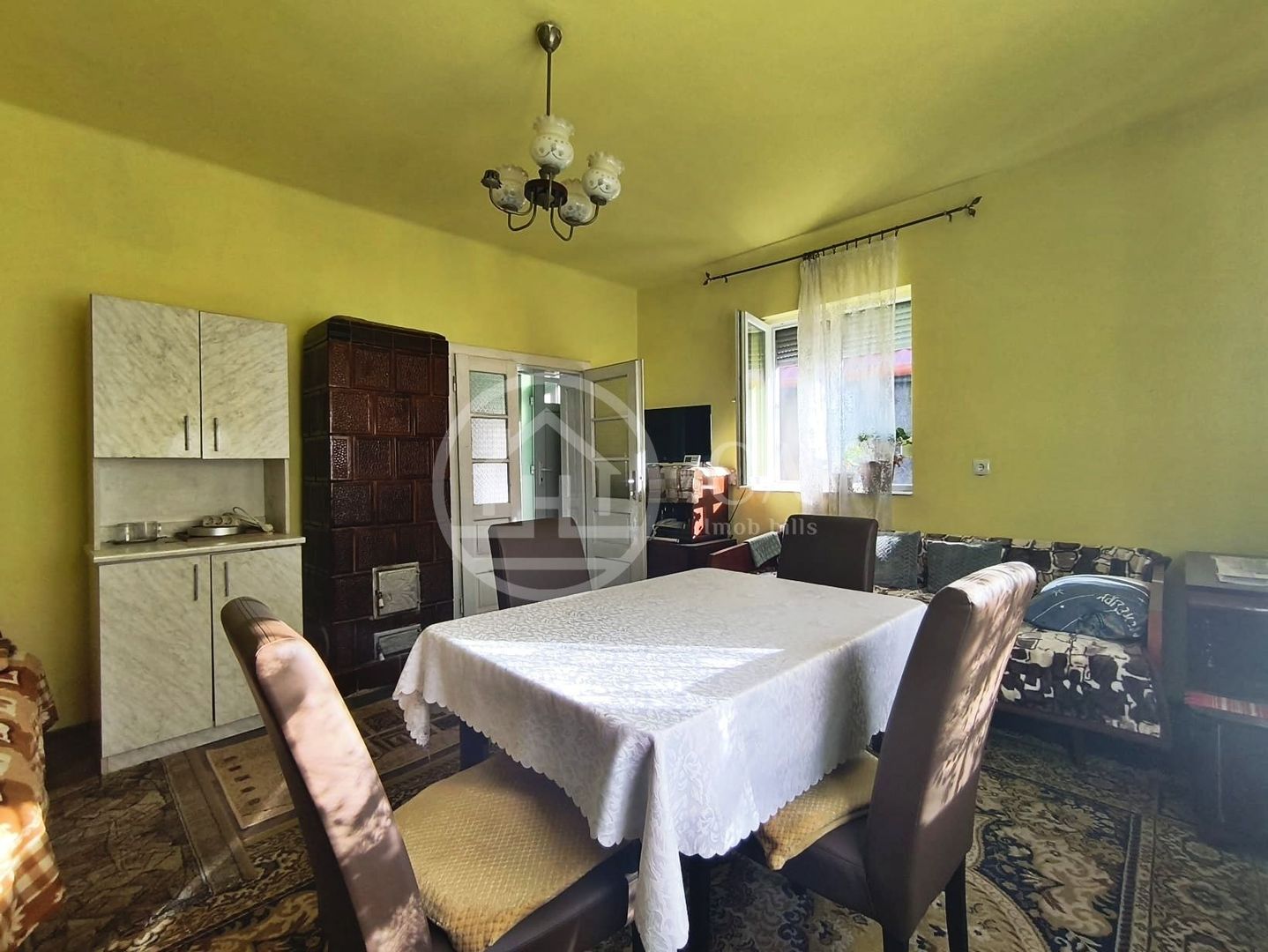 Casă de închiriat cu 3 camere în zona Cantemir, Oradea. - Poză 2