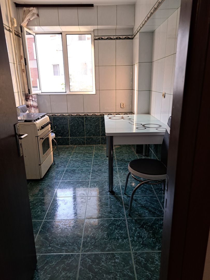 Apartament 2 cam dec, Maz 2, et 2 - Poză 1