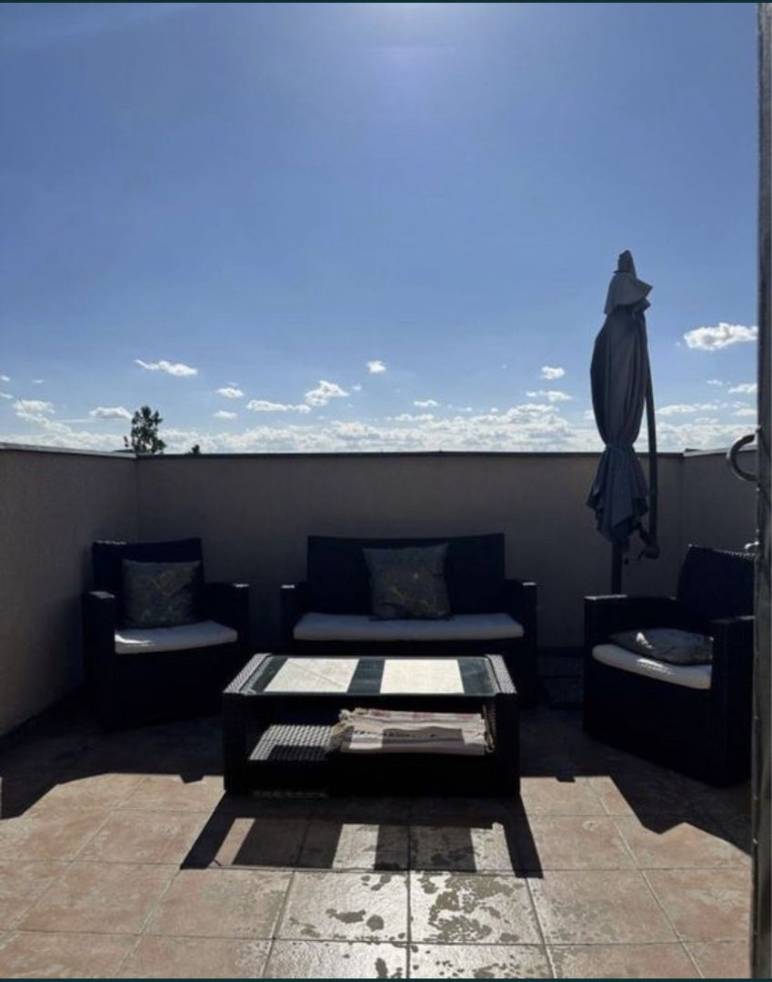 Apartament zona Titulescu - Poză 1