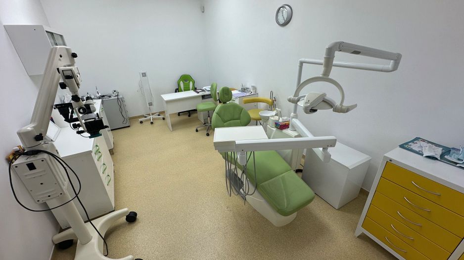 Apartament  4 camere în clădire istorica transformat în SAD - Poză 10