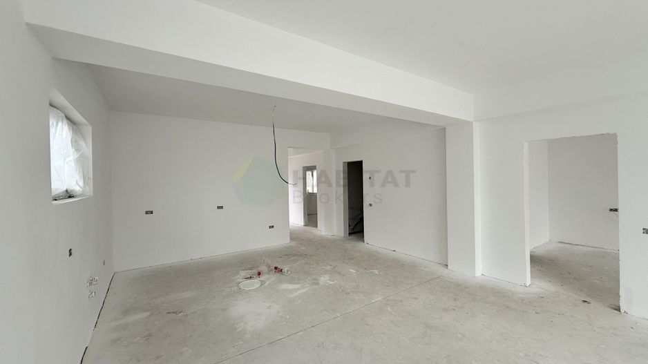 Casa 4 camere pe parter-Tunari | Teren 400 mp - Poză 4