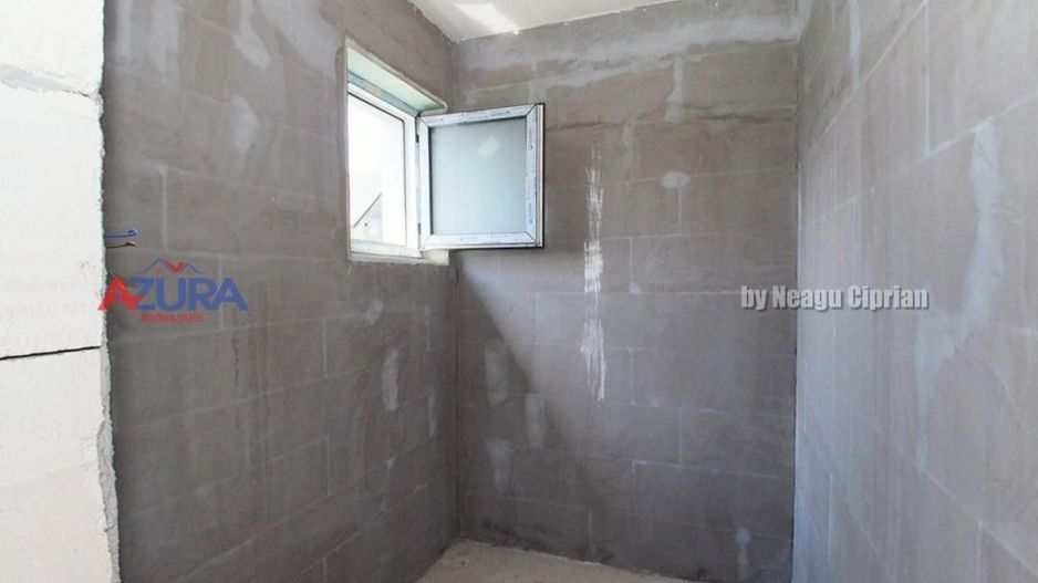 Case Noi Smeura Pitesti - Poză 29