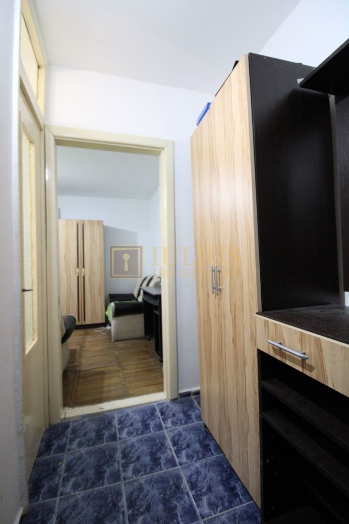 St. Invatatorului, o camera, perfect pentru o persoana sau cuplu. - Poză 10