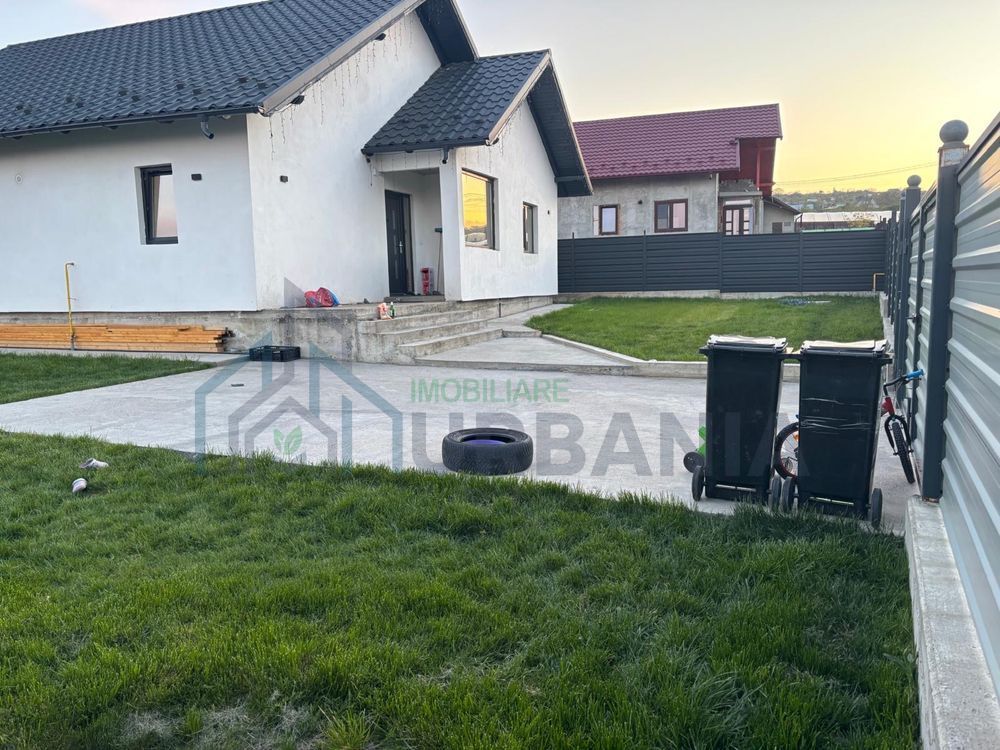 Casă la cheie, 120 mp, teren 1000 mp, complet mobilată, Deleni - Poză 1