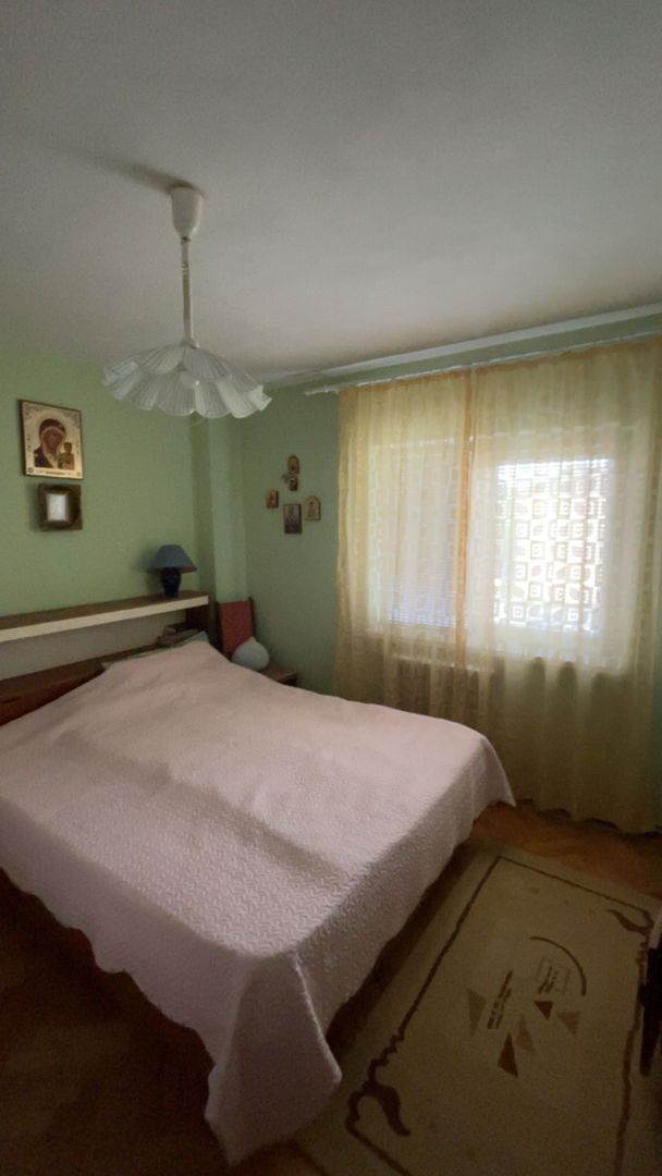 Apartament cu 4 camere de vanzare in Blaj - Poză 4