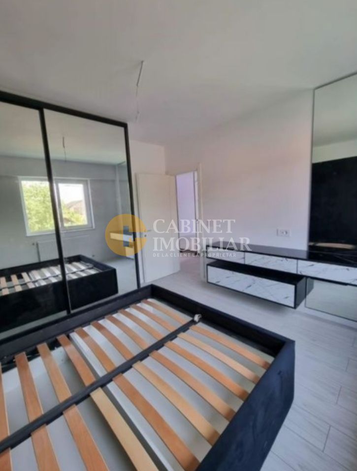 2 CAMERE DECOMANDAT--ETAJ 1--LOC DE PARCARE INTABULAT--LIBER - Poză 5