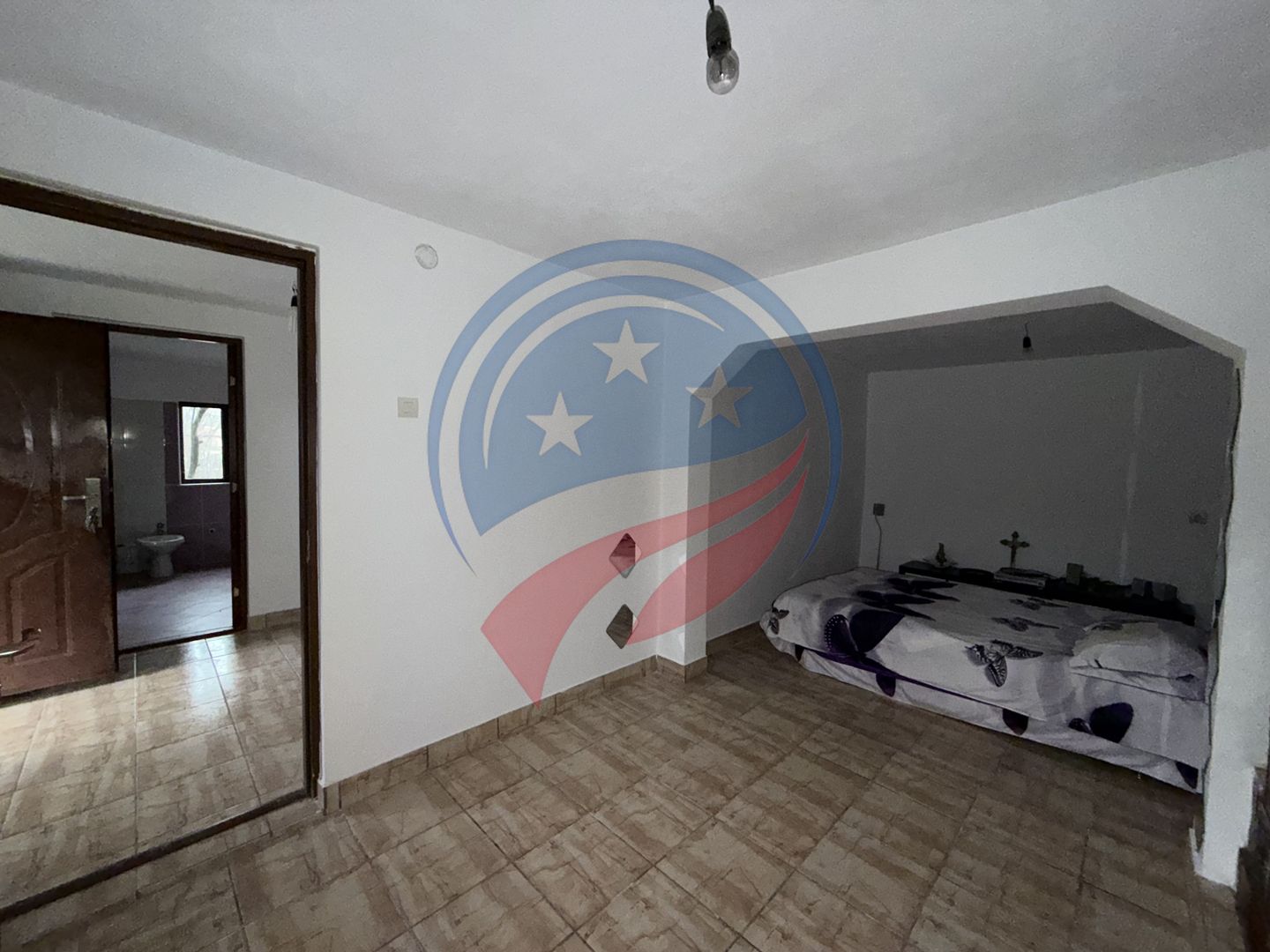 CASA CU TEREN 2500 MP LA 23 KM DE CRAIOVA CU TEAVA DE GAZE - Poză 5