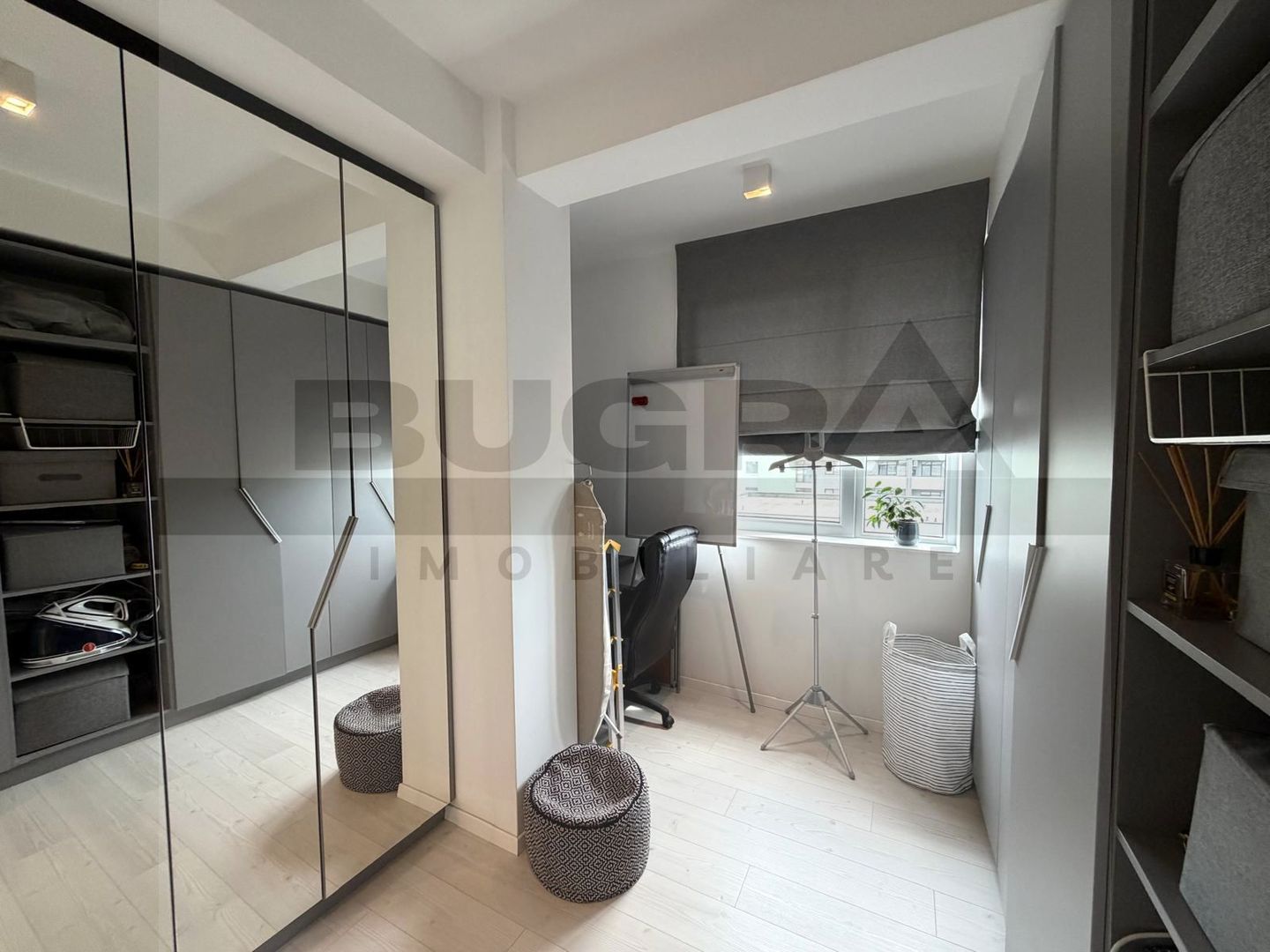 Penthouse 2 niveluri de 120mp, terase 60mp, parcare, zona Iulius Mall - Poză 15