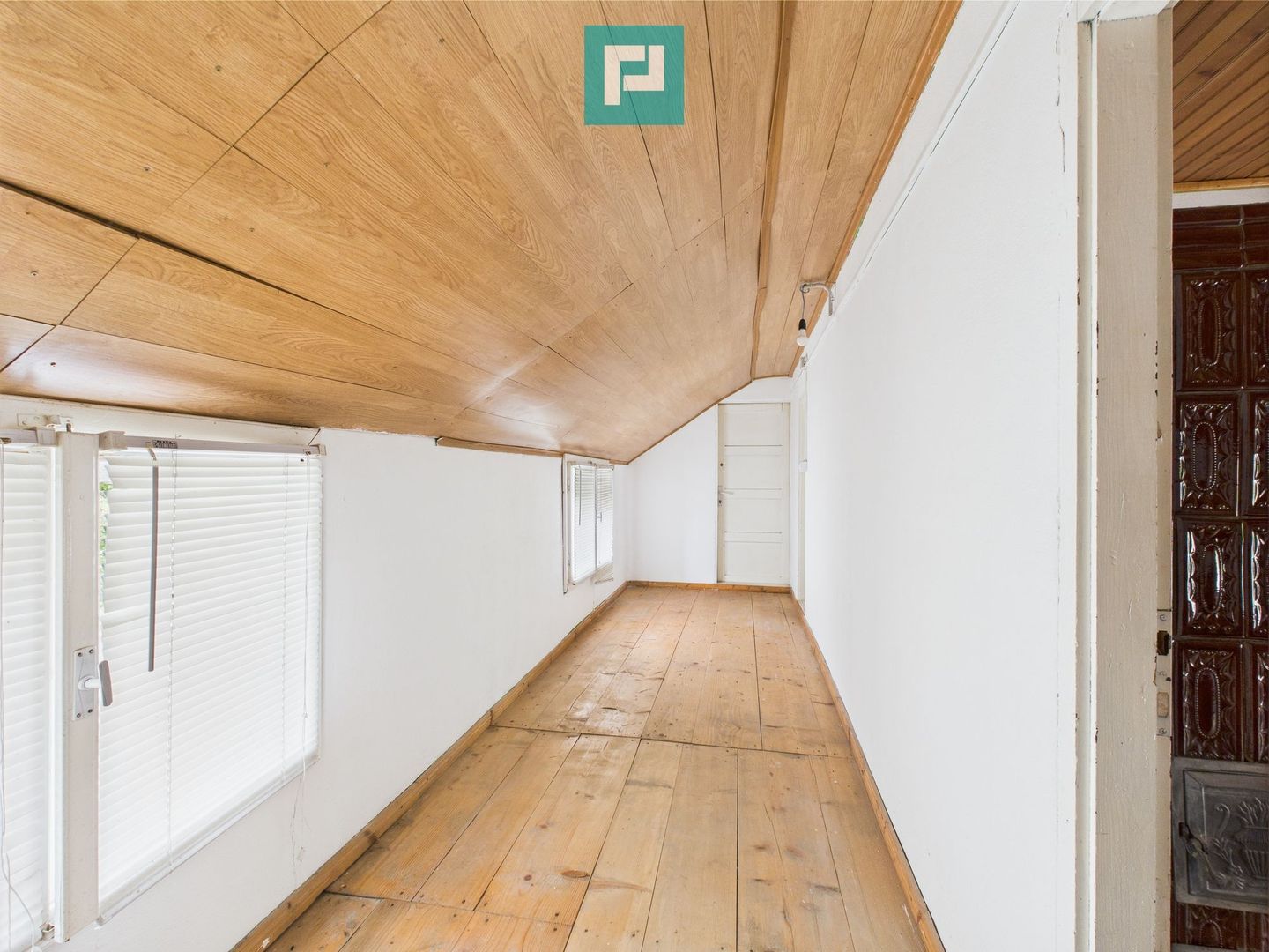 Casă în localitatea Gurahonț - Arad, teren 2914 mp - Poză 11