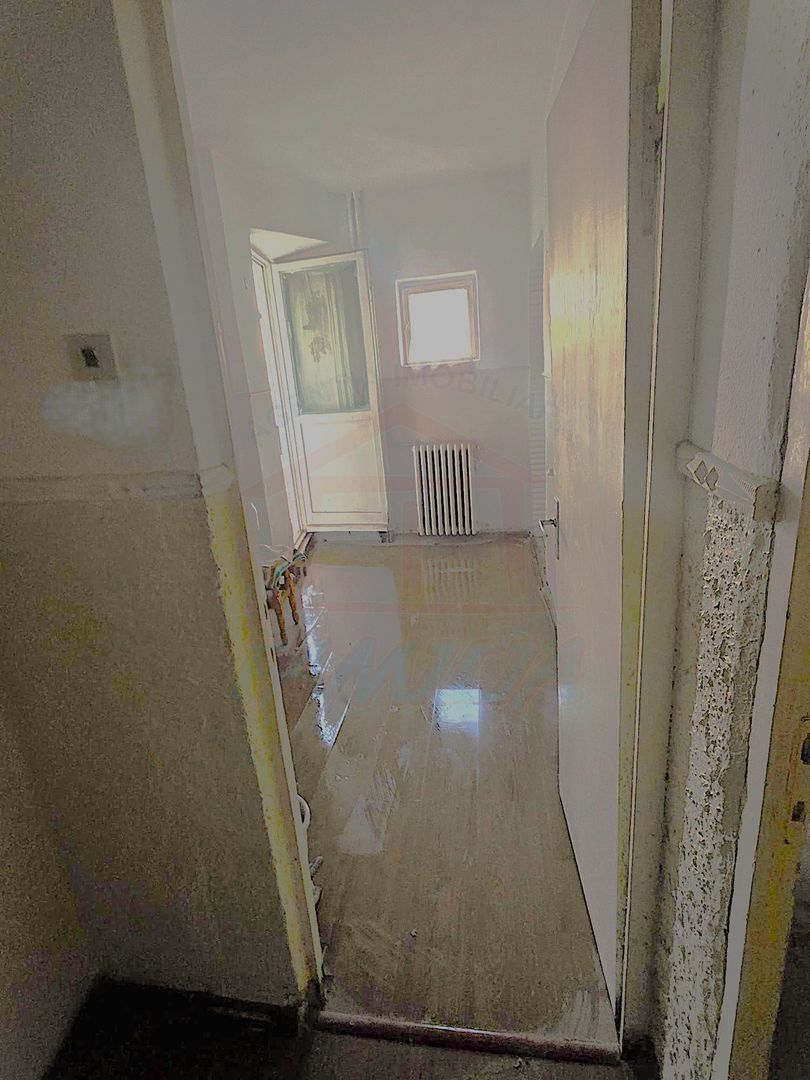 59.500 euro, APARTAMENT doua camere, decomandat, etaj 3 I.C. Frimu - Poză 5