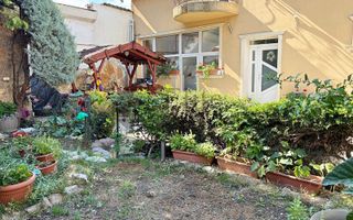 Casa singura in curte ultracentral in Oradea - Poză 13