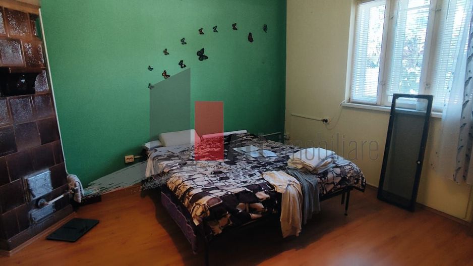 Casa de vanzare + teren in zona Jiului (Bucurestii Noi) - Poză 8