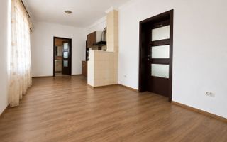 Casă recent renovată în cartierul Pârneava –Arad•400 mp teren•Oituz - Poză 5