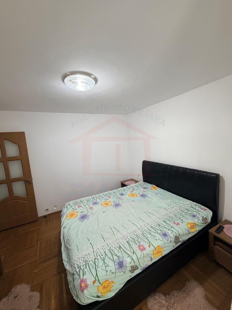 Inchiriem apartament cu 2 camere in Mazepa 2, et.3, pret 2000 de lei. - Poză 3