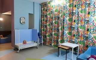 Proprietate versatilă, ideală pentru activități sociale, medicale sau - Poză 17