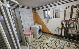 Casa 8 camere, S+P+1, teren 1377 mp, zona Schit - Poză 24