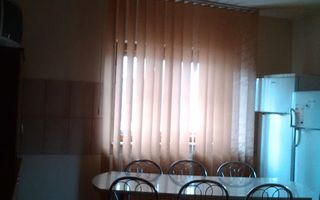 Casa 6 camere - cazare 15 persoane, Nord - Poză 3