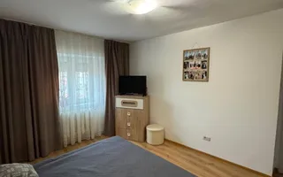 Apartament 3 camere, mobilat, utilat, etaj 2, ultracentral - Poză 13