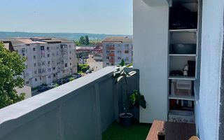 Apartament 3 camere, renovat total in 2025, mobilat și utilat, zona GARĂ; - Poză 1