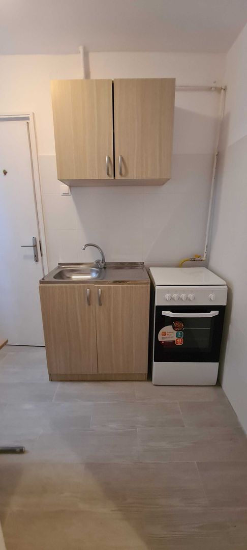 Garsoniera de vanzare - Manastur, str Mehedinti, 28mp - Poză 2