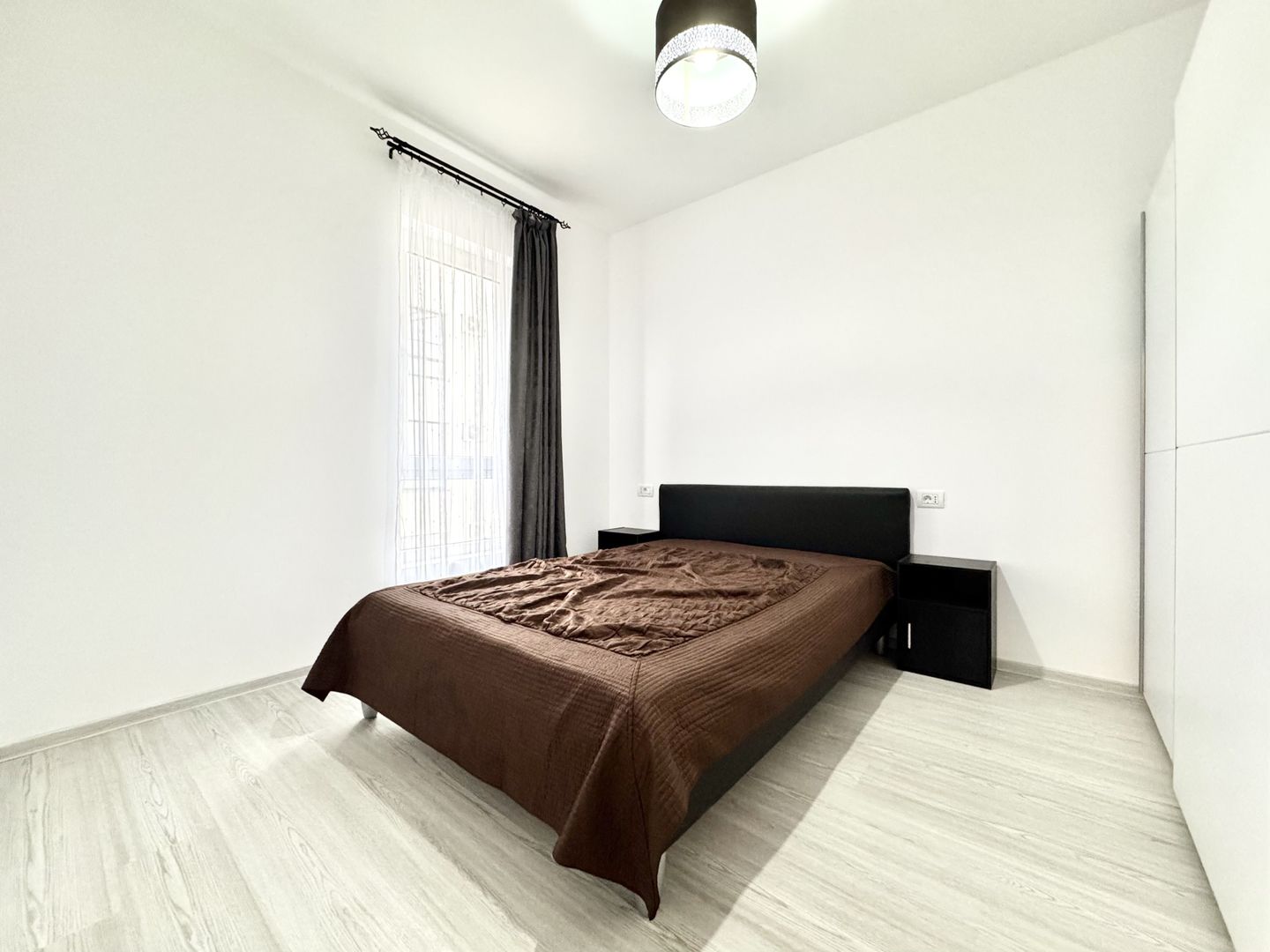 Luminos și modern: Apartament cu 3 camere în Braytim - Poză 14