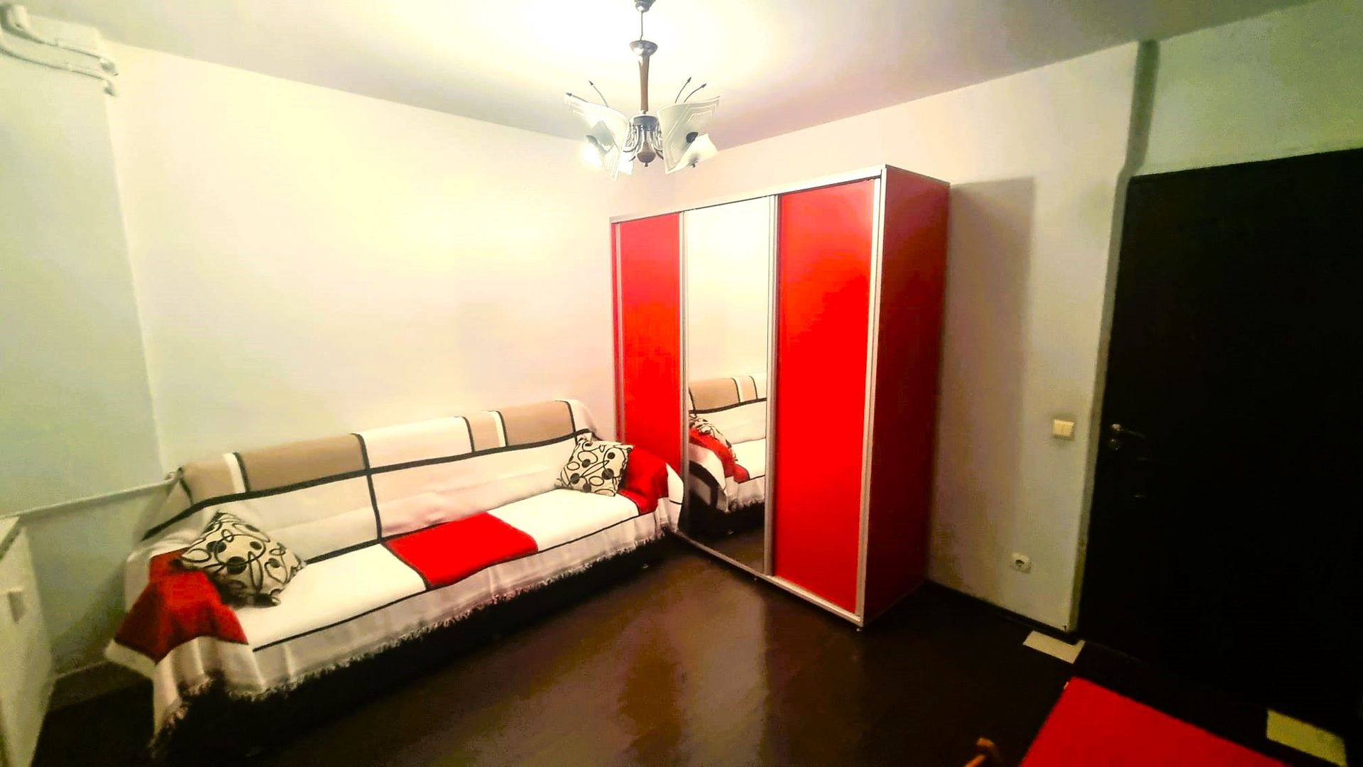 Vanzare Apartament 2 Camere Stradal pe Bd. Mircea Voda - Poză 10