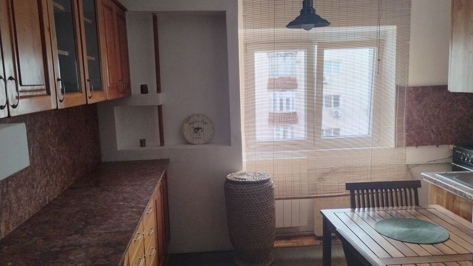 Închiriere apartament 3 camere - Poză 3