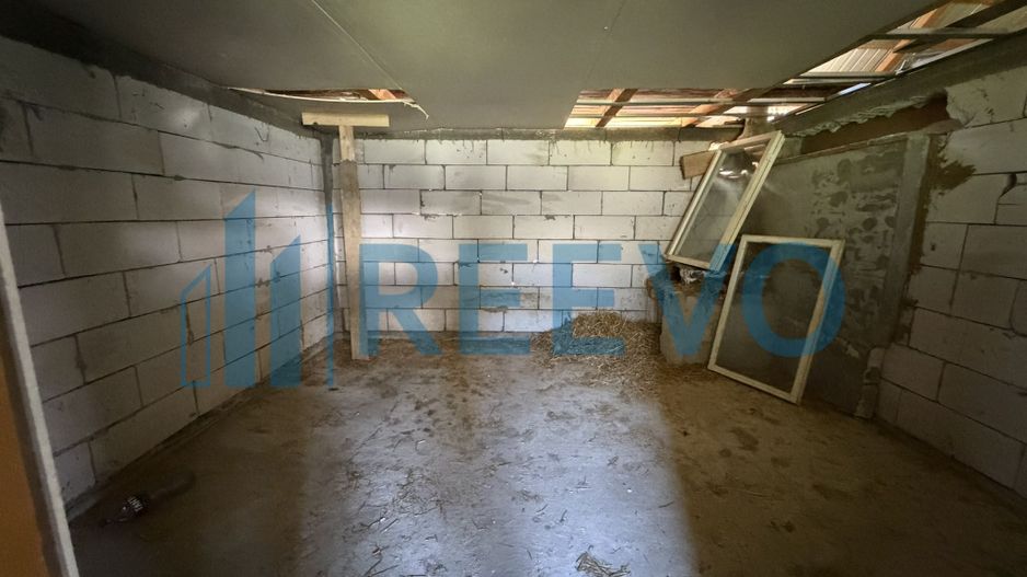 Casă Sat. Drăgești, Comuna Dămienști - Poză 12