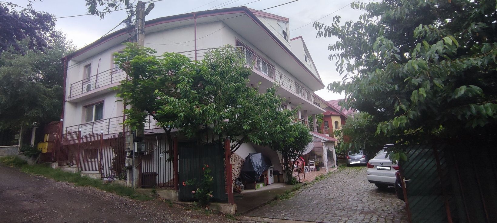 Casă/ Vila, 2008, 700mp, 1000mp D(P) + 2 + Pod - Poză 1