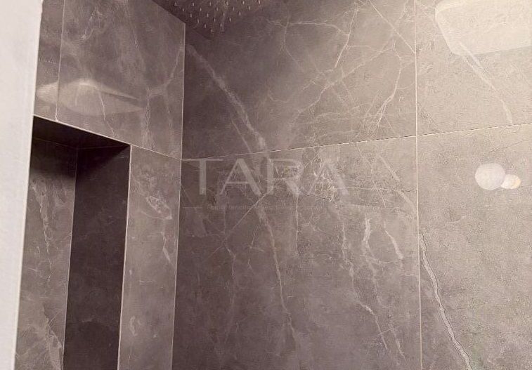 Apartament renovat cu curte comună în zona Piața Mihai Viteazul. - Poză 10