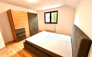 Apartament spațios cu 3 camere , - LA CURTE - 83 mp - Poză 12