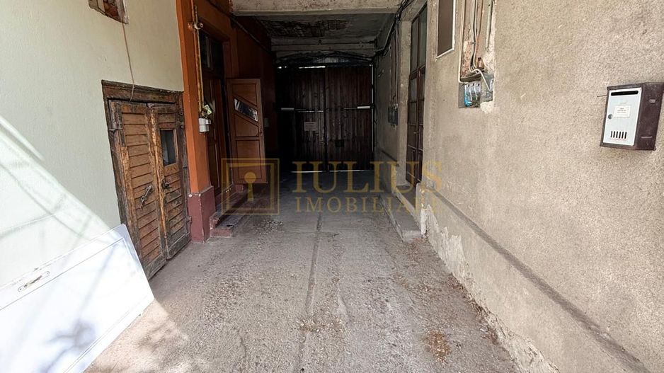 2 camere| Iosefin-vis a vis de Bega |zona superba| loc de parcare| curte comuna| - Poză 13