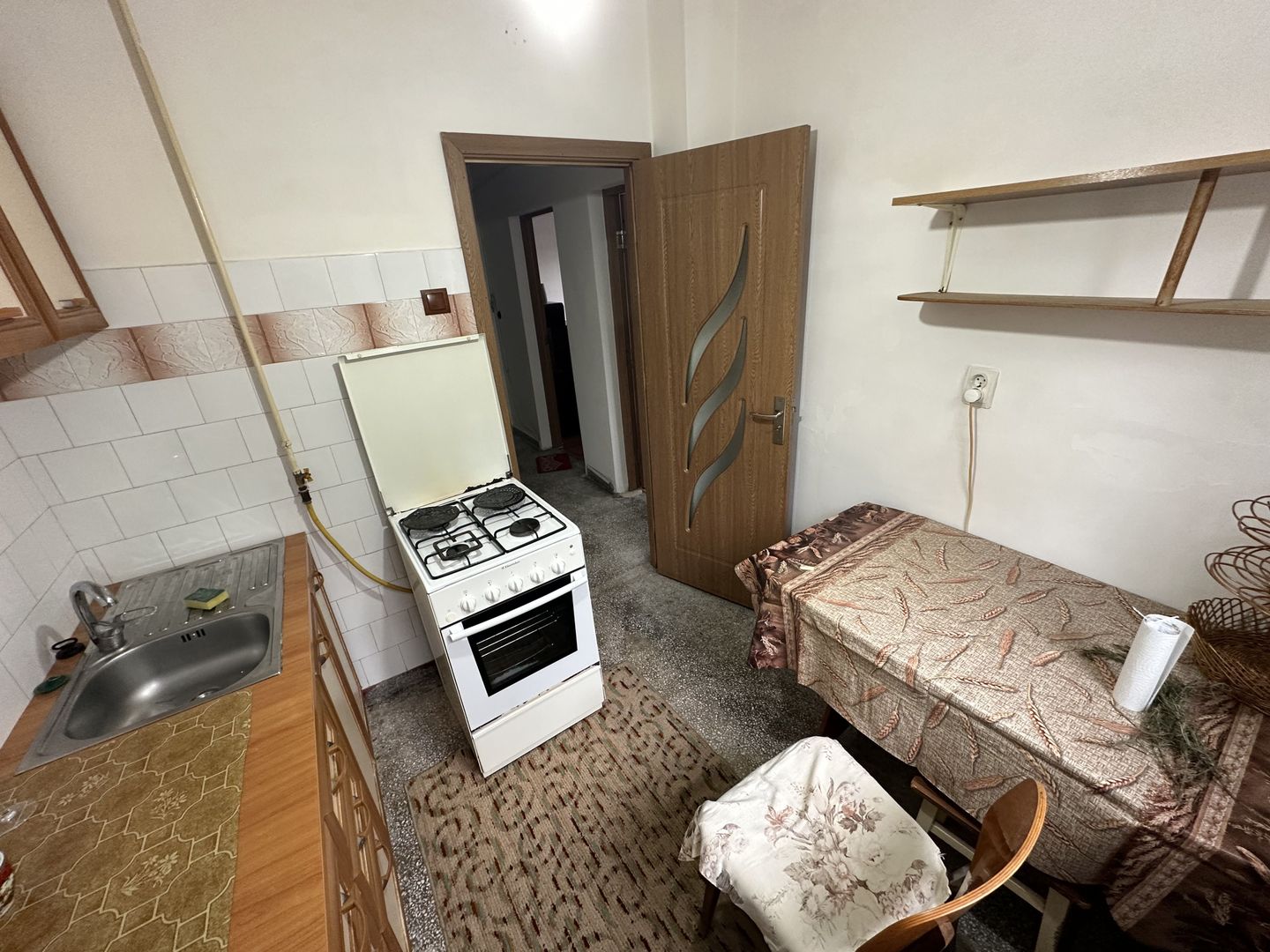 Apartament 2 camere etaj 2  decomandat - Poză 17