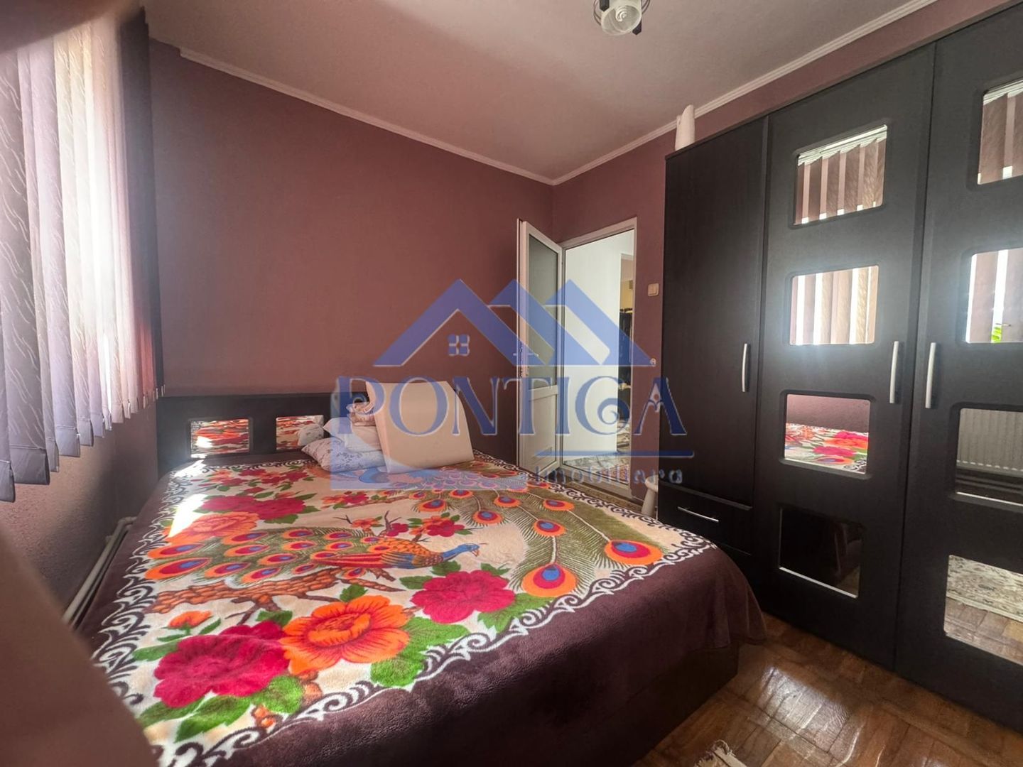 Apartament 4 camere decomandat | Etajul 2| 2 bai | Poarta 6 - Poză 3