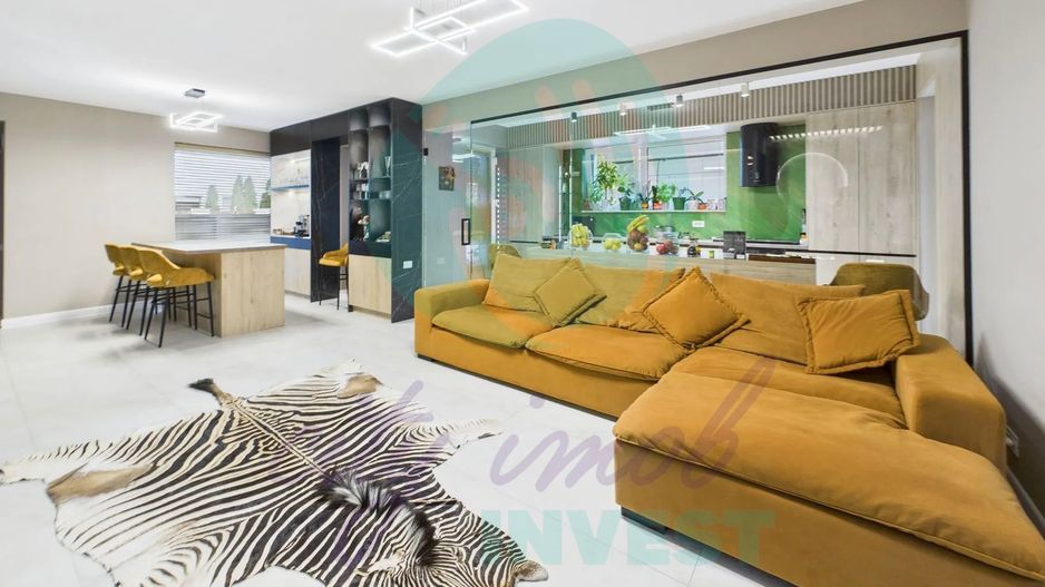 O RESIDENTA CONTEMPORANA CU VIZIUNE, ARHITECTURA SI EMOTIE - Poză 9