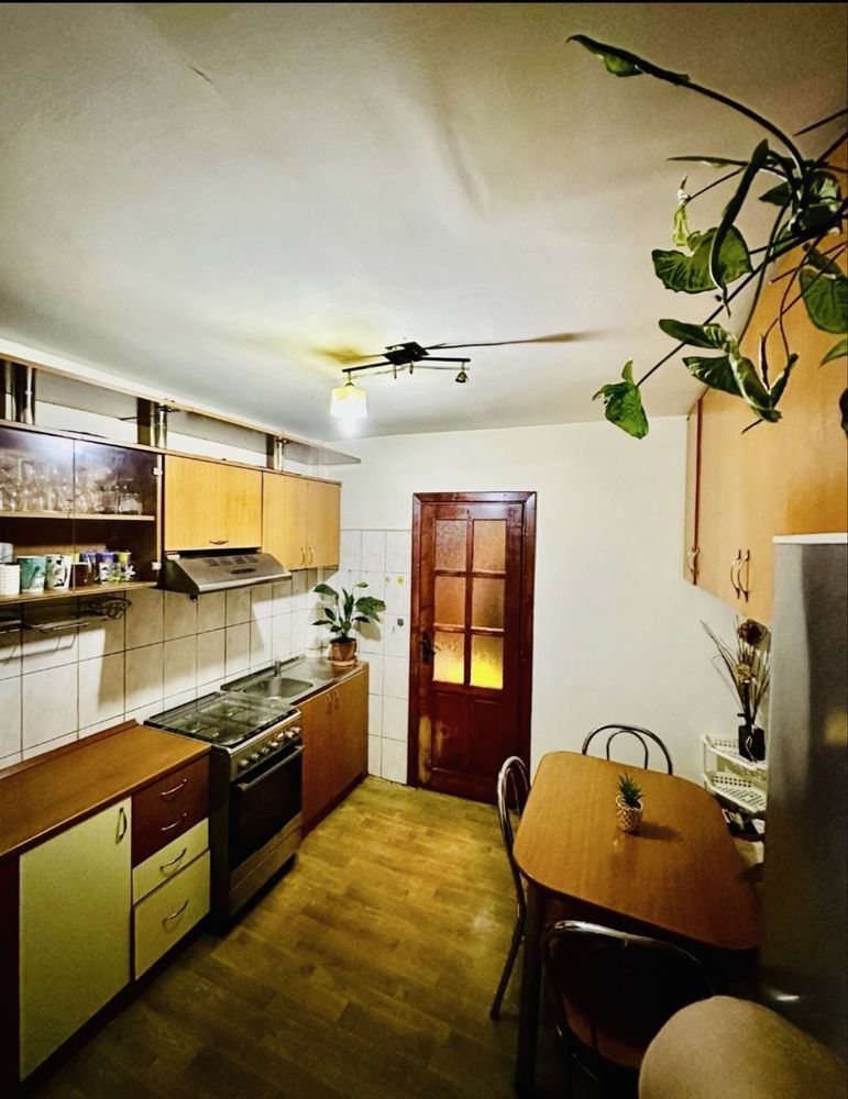 Aradului | 2 Camere | Decomandat | Centrala Proprie - Poză 5